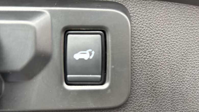 Renault Symbioz 1.6 E-Tech FHEV 145 Techno Esprit Alpine 5dr Auto Hybrid Estate